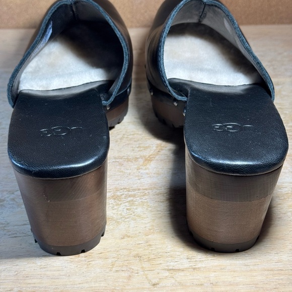 UGG clogs, black leather, studded. Size 9M - Picture 9 of 15